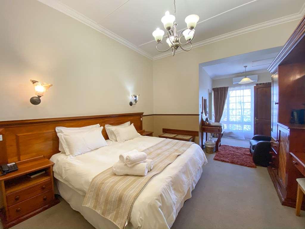 Turnberry Boutique Hotel Oudtshoorn Servis gambar