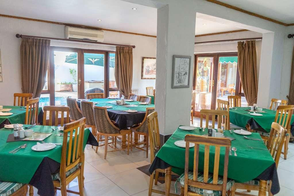 Turnberry Boutique Hotel Oudtshoorn Restoran gambar