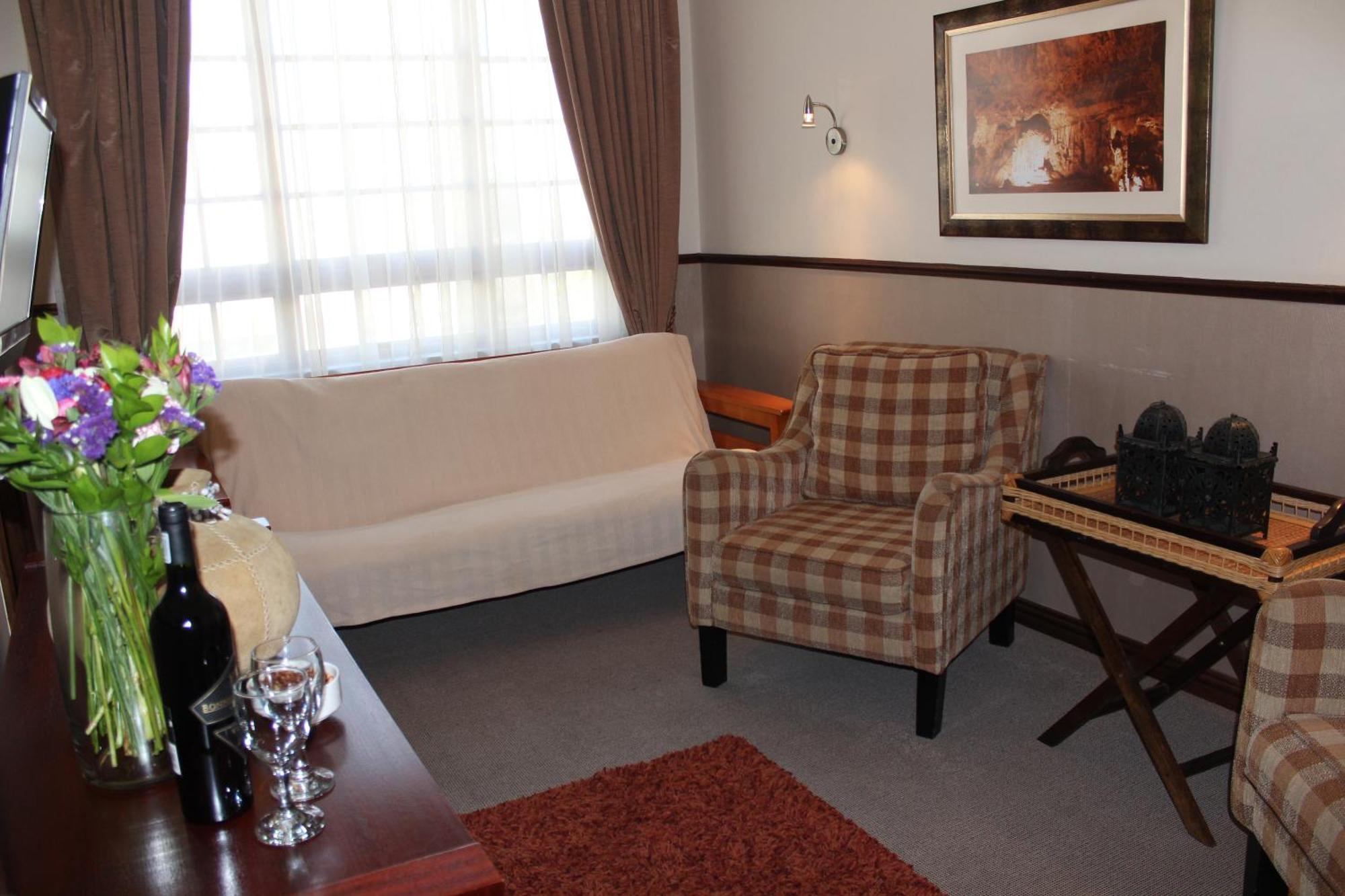 Turnberry Boutique Hotel Oudtshoorn Bilik gambar